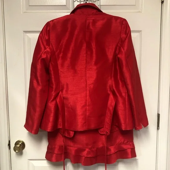 Allyson Cara Red Two-Piece Satin Suit - Picture 8 of 15